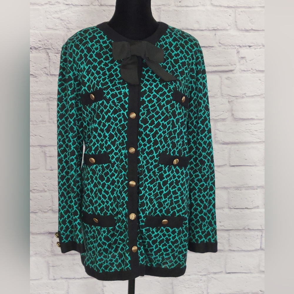 Elegant Black and Green Women's Jacket